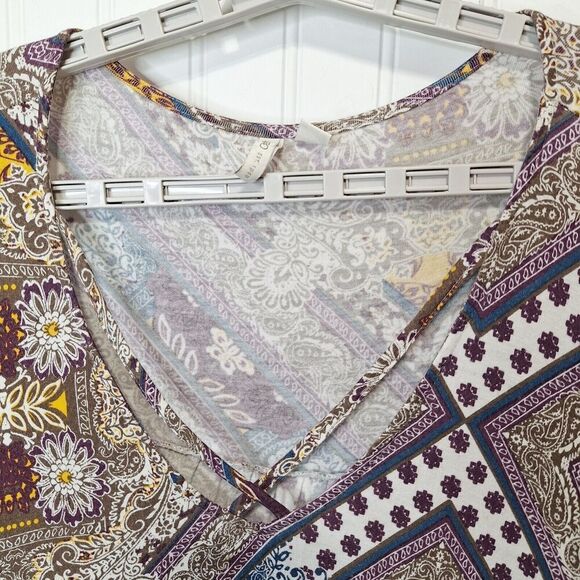 Cato Woman 26/28W Pullover V Neck Tunic Top‎ Brown Multi Bell Sleeves Crochet - Picture 3 of 9